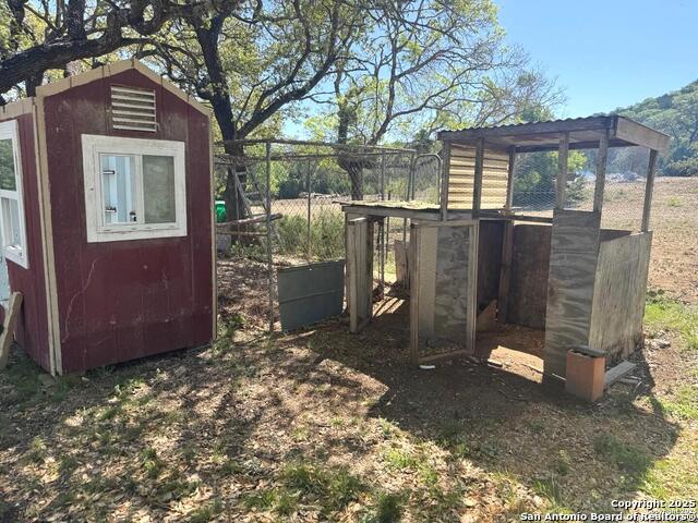 Image 23 of 42 For 2485 Bump Gate