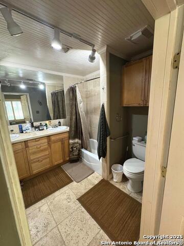 Image 33 of 42 For 2485 Bump Gate