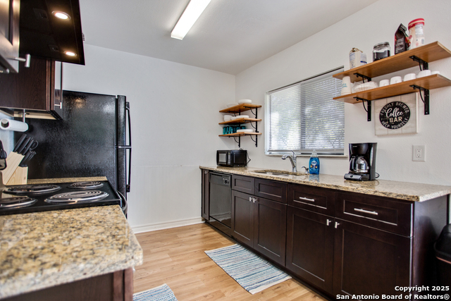 Image 6 of 17 For 9806 Cascade Valley