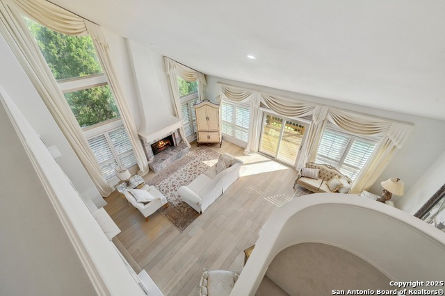 Listing photo id 25 for 11827 Mill Rock