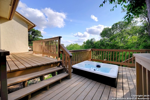 Listing photo id 38 for 11827 Mill Rock