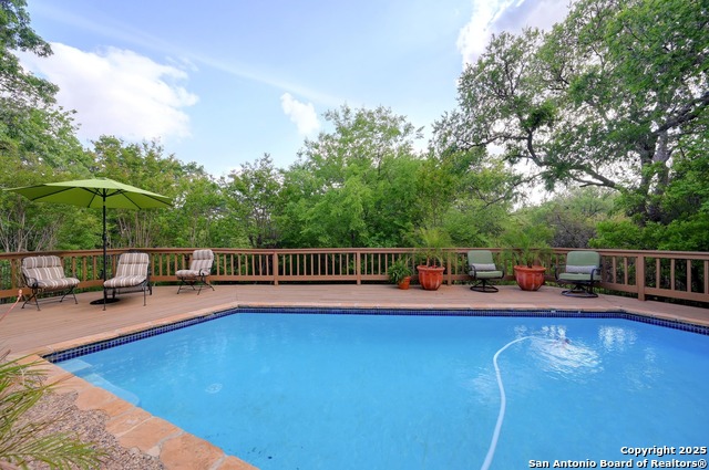 Listing photo id 41 for 11827 Mill Rock