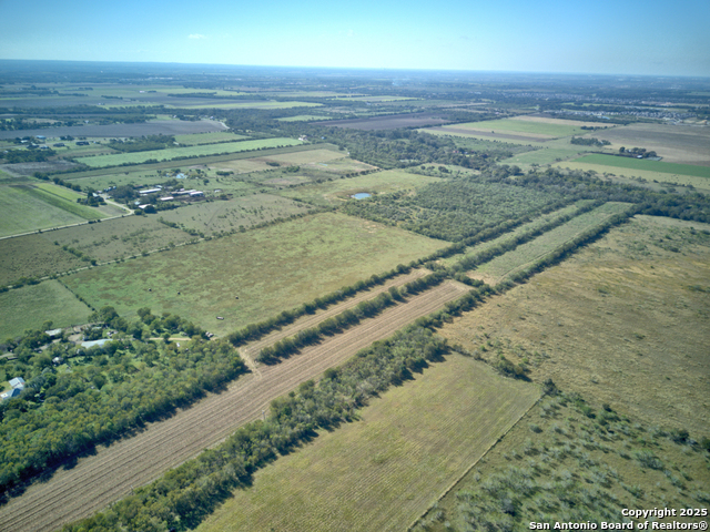 Listing photo id 3 for - Concordia Ln