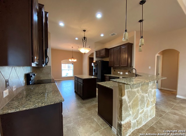 Image 5 of 24 For 15614 Glenn Ln