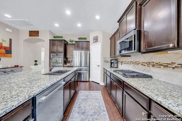 Image 17 of 38 For 27510 Valle Verde