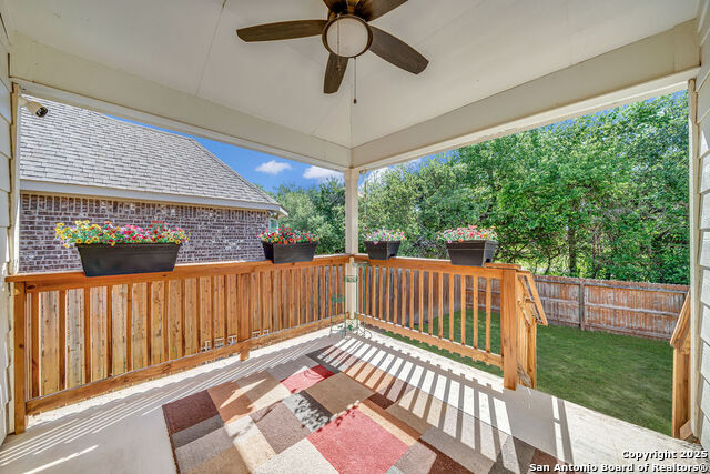 Image 7 of 38 For 27510 Valle Verde