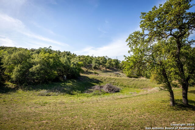 Image 10 of 46 For 7046 Devonshire