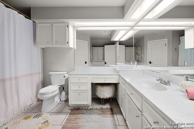 Image 41 of 46 For 7046 Devonshire