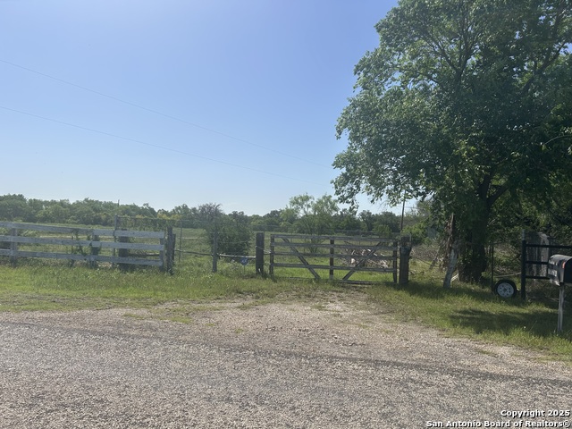 Details for 15896 Interstate 35 S., Atascosa, TX 78002