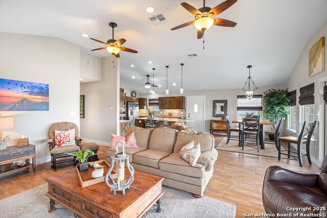 Image 11 of 43 For 672 Copano Ridge Rd