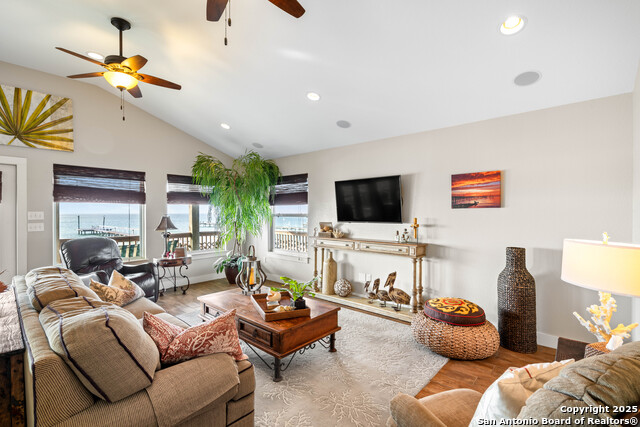 Image 12 of 43 For 672 Copano Ridge Rd