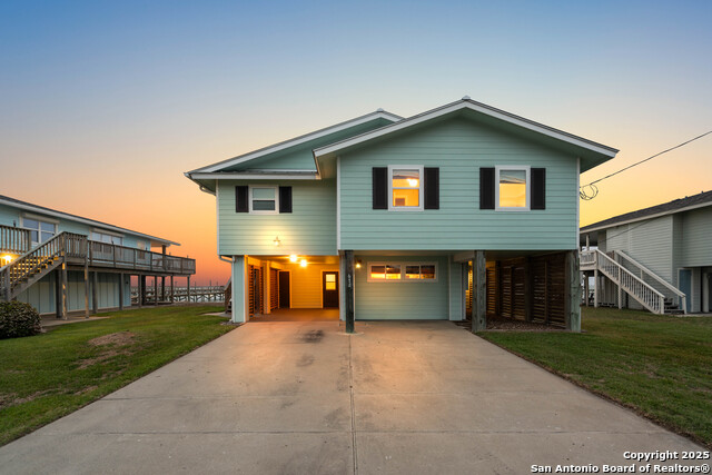 Image 5 of 43 For 672 Copano Ridge Rd