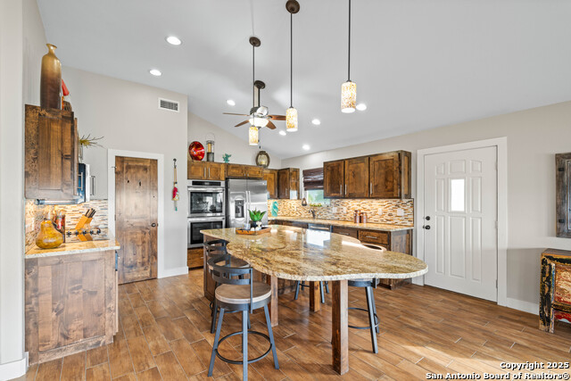 Image 7 of 43 For 672 Copano Ridge Rd