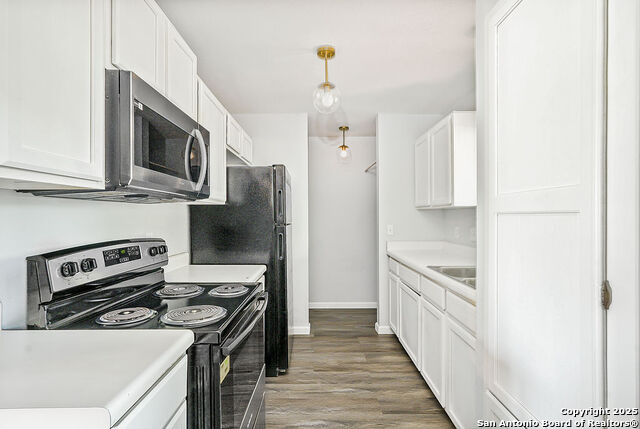Image 7 of 18 For 12215 Stoney Xing  12215