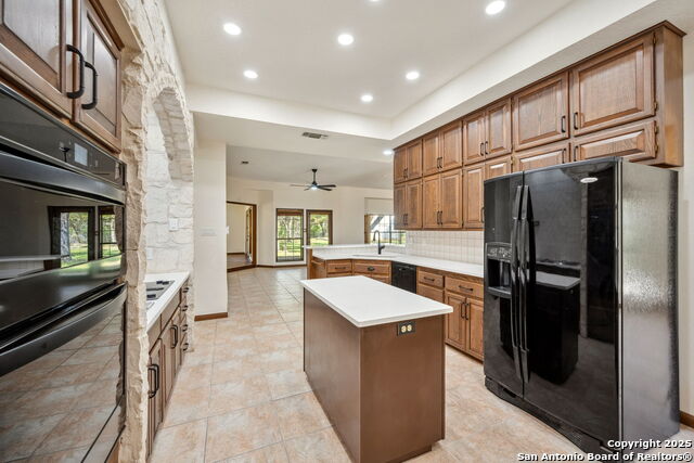 Image 12 of 46 For 8835 Garden Ridge Drive