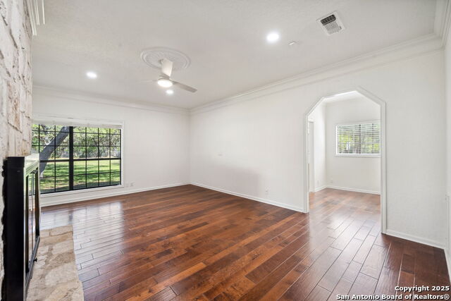 Image 18 of 46 For 8835 Garden Ridge Drive