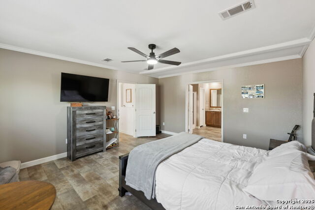 Listing photo id 33 for 148 Lakecreek
