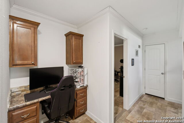 Listing photo id 36 for 148 Lakecreek