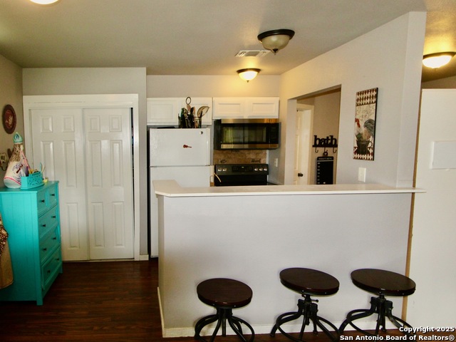 Listing photo id 21 for 12365 Rudolph Rd Unit 3