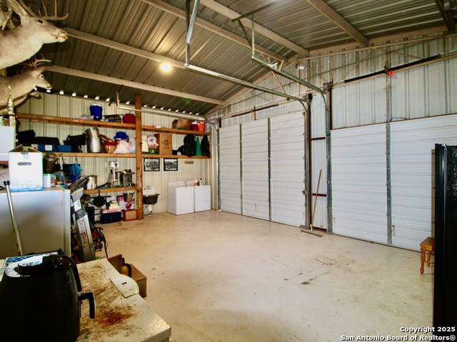 Listing photo id 29 for 12365 Rudolph Rd Unit 3