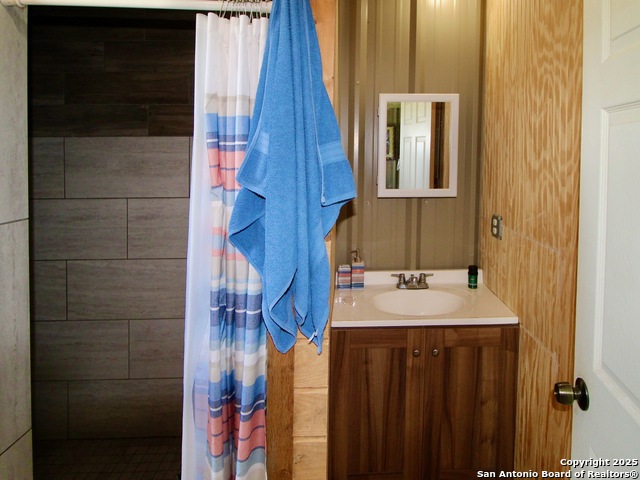 Listing photo id 38 for 12365 Rudolph Rd Unit 3