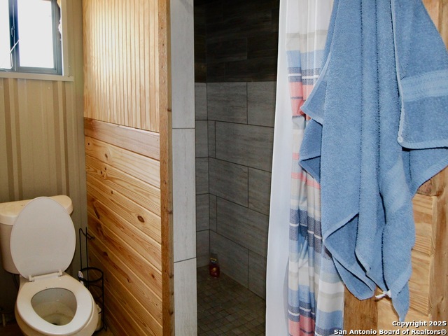 Listing photo id 39 for 12365 Rudolph Rd Unit 3