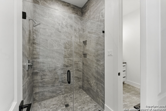 Listing photo id 25 for 321 Bentwood Dr