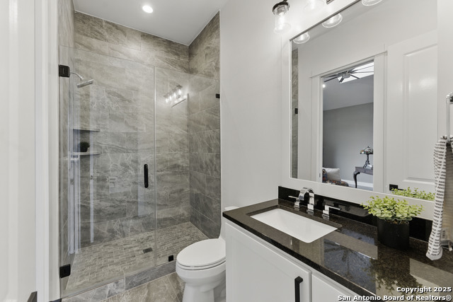 Listing photo id 35 for 321 Bentwood Dr