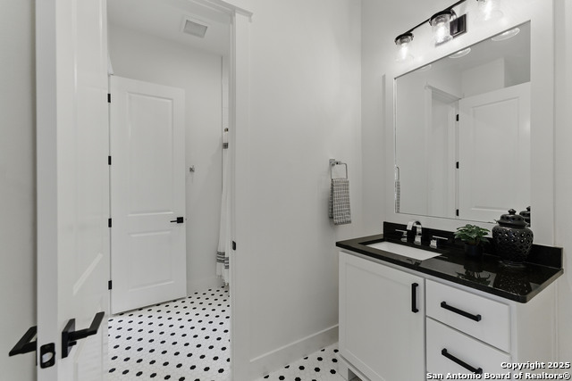 Listing photo id 37 for 321 Bentwood Dr