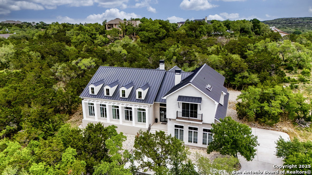 Listing photo id 2 for 321 Bentwood Dr
