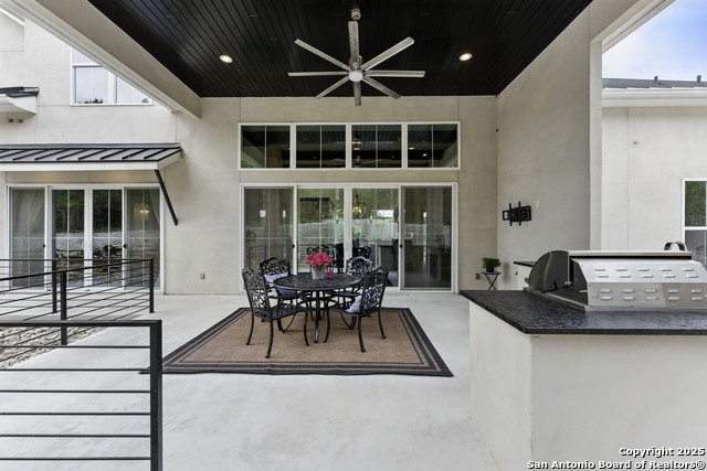 Listing photo id 44 for 321 Bentwood Dr
