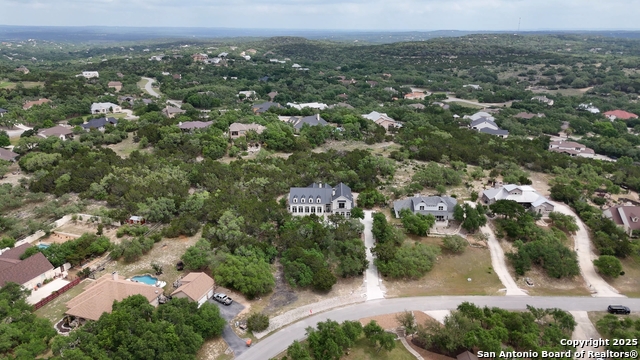 Listing photo id 47 for 321 Bentwood Dr