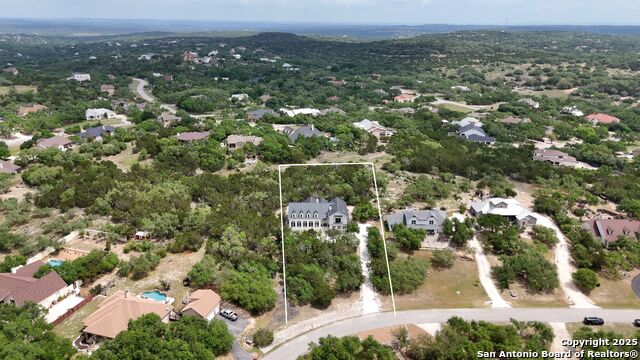 Listing photo id 48 for 321 Bentwood Dr