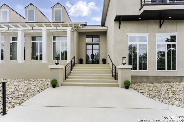 Listing photo id 6 for 321 Bentwood Dr