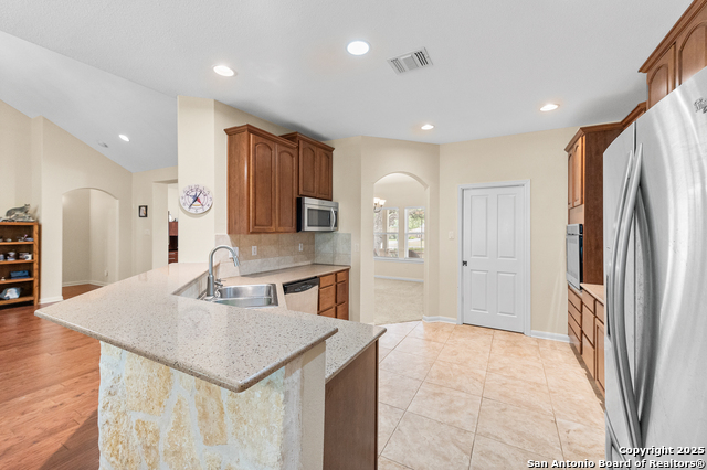 Listing photo id 10 for 108 County Road 4325
