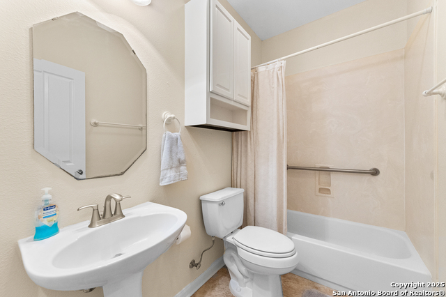 Listing photo id 16 for 108 County Road 4325
