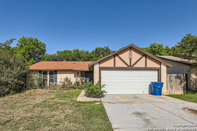 Details for 8203 Bowens Crossing St, San Antonio, TX 78250