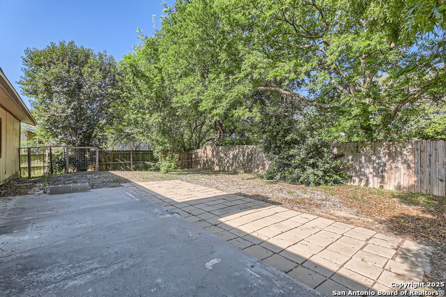 Image 27 of 29 For 8203 Bowens Crossing St