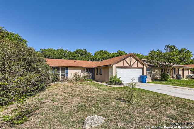Image 4 of 29 For 8203 Bowens Crossing St