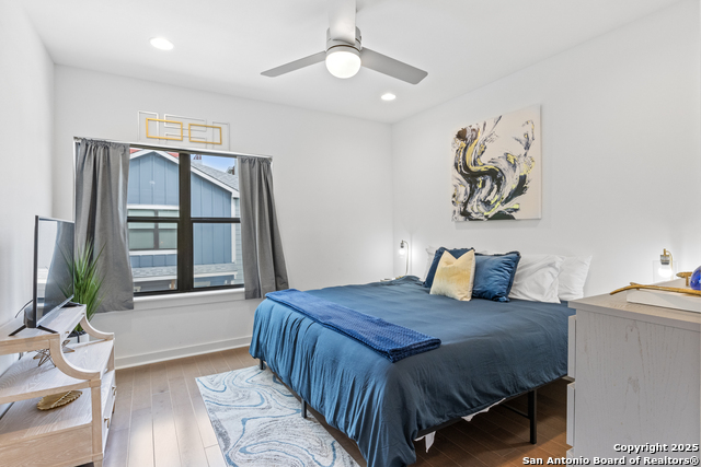 Image 21 of 42 For 211 Utah St.  401