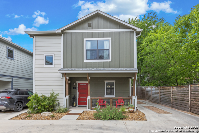 Image 3 of 42 For 211 Utah St.  401
