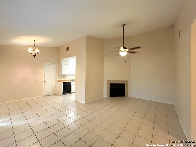 Image 7 of 33 For 14407 Edgemont St