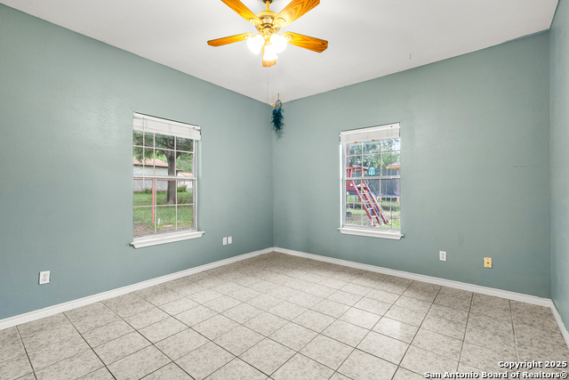 Image 31 of 47 For 12037 Poinciana