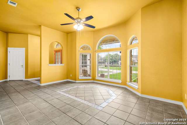 Image 9 of 47 For 12037 Poinciana