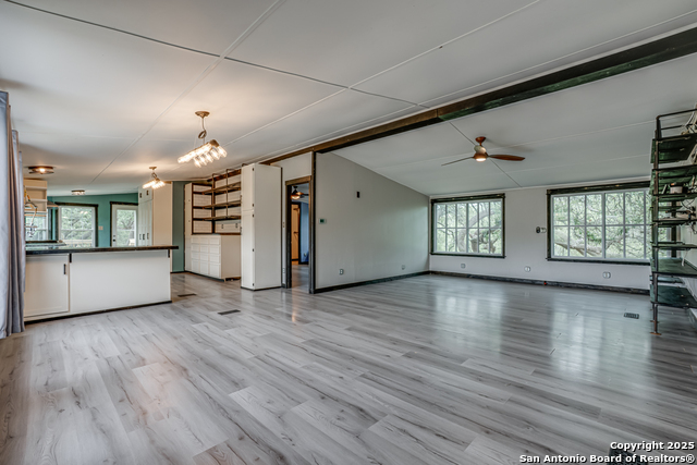 Image 18 of 50 For 104 Northview