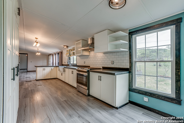 Image 9 of 50 For 104 Northview