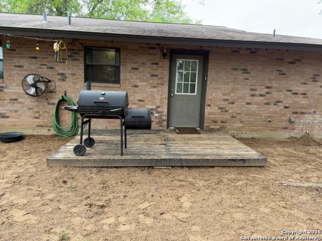 Listing photo id 2 for 1410 Longbranch