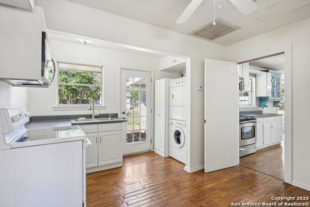 Image 10 of 23 For 310 Rosewood