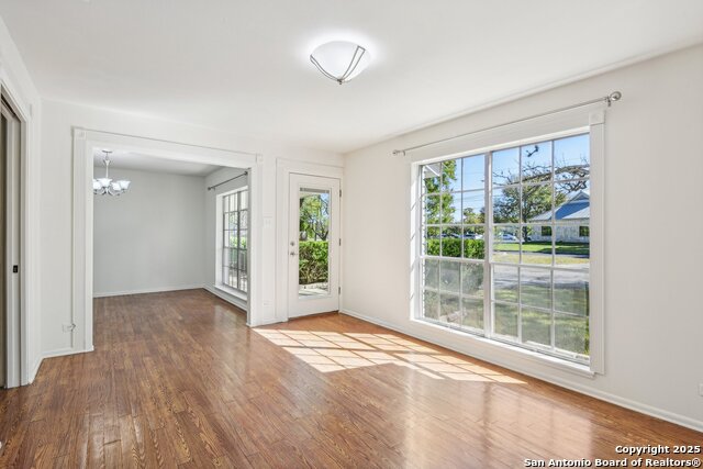 Image 16 of 23 For 310 Rosewood
