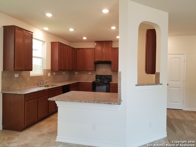 Image 5 of 13 For 5911 Eckhert Rd.  134
